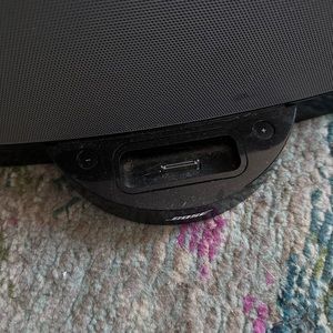 Bose Speaker with iPod dock